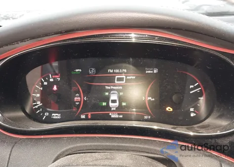 2016 Dodge Dart Gt z USA, uszkodzony, nr VIN 1C3CDFEB0GD680312